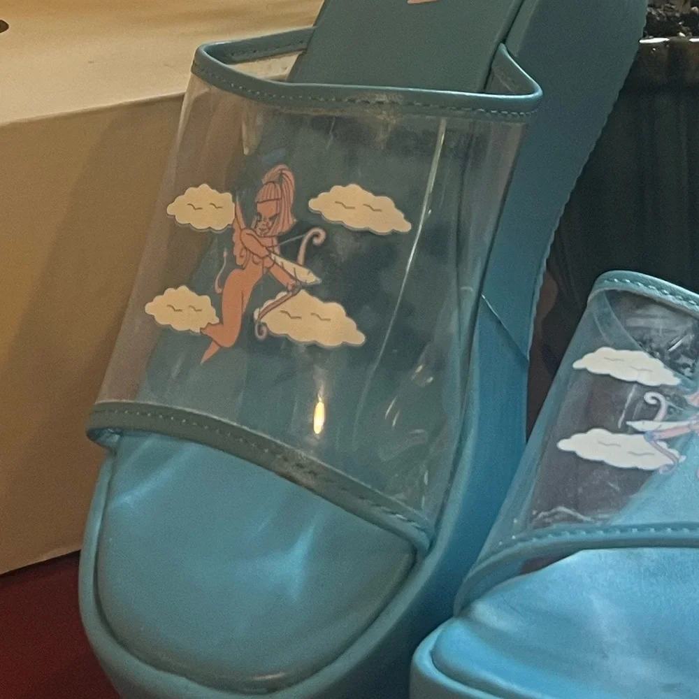 Valfré platform sandals so cute - Picture 5 of 7